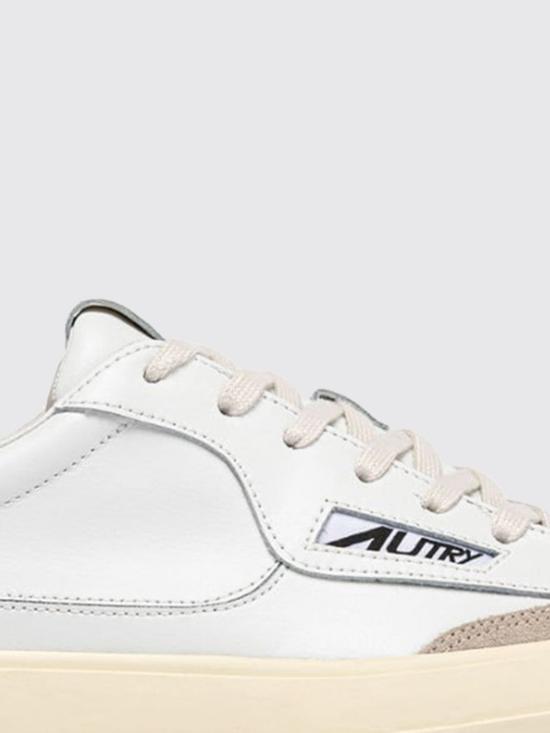 26SS 오트리 WINDSCAPE 로우 스니커즈 캔버스 SCLMUK06 White - AUTRY