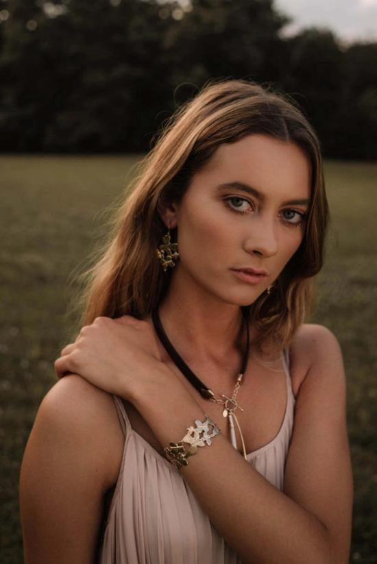  Louisa Guild Jewelry 팔찌 루이사 길드 주얼리 마리포사 커프  골드 - OTHER BRANDS
