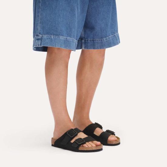  버켄스탁 뮬/슬리퍼 애리조나 와이어 버클 누벅 가죽 레귤러 - BIRKENSTOCK