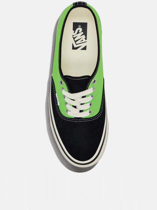 26SS 반스 어센틱 44 VN000D9NYSC1 Green - VANS