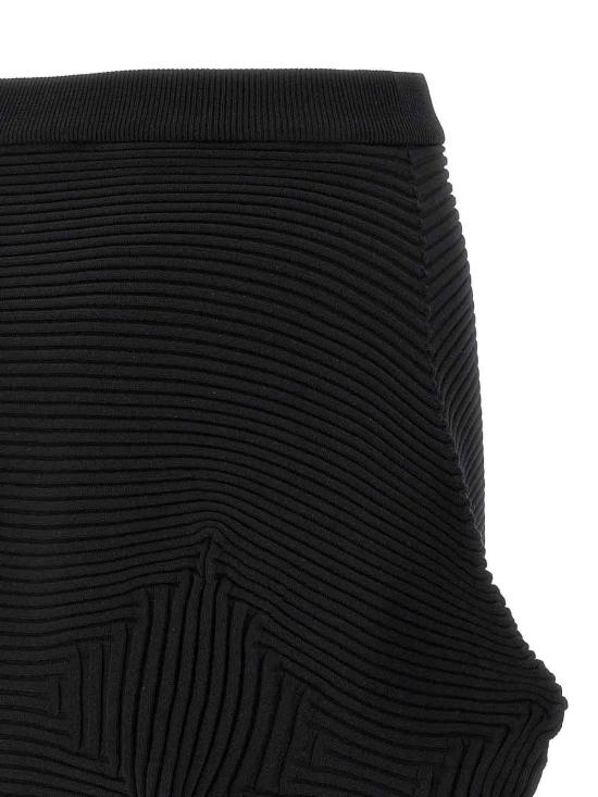 26SS 이세이 미야케 미디 스커트 IM66KG78315 Black - ISSEY MIYAKE