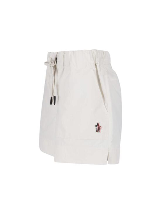 26SS 몽클레어 숏팬츠 098 2B000 05 597SL050 Neutrals - MONCLER