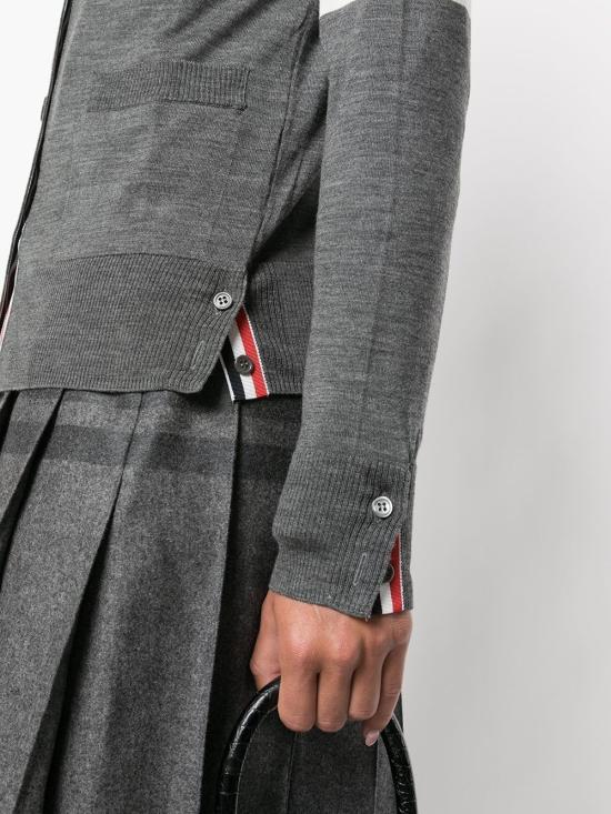 26FW 톰브라운 파인 메리노 울 4바 릴렉스 핏 가디건 FKC334AY1014035 GRIGIO - THOM BROWNE