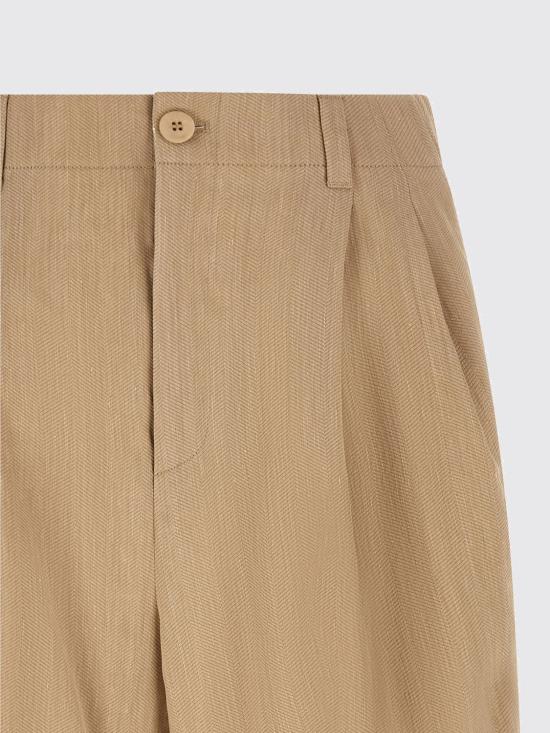 26SS 자크뮈스 파스트로 플리프 버뮤다 쇼츠 SOM00537AW00738 150 Beige - JACQUEMUS