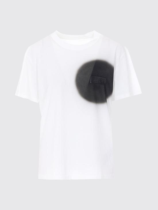 26SS MM6 메종마르지엘라 스프레이 페인트 티셔츠 S52GC0364M20048 101 White - MM6 MAISON MARGIELA