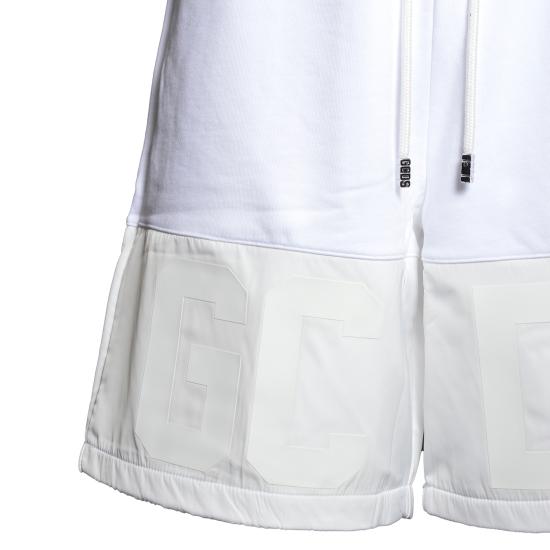 26SS 지씨디에스 숏팬츠 Z0MLQL230F004 100 Bianco bianco - GCDS
