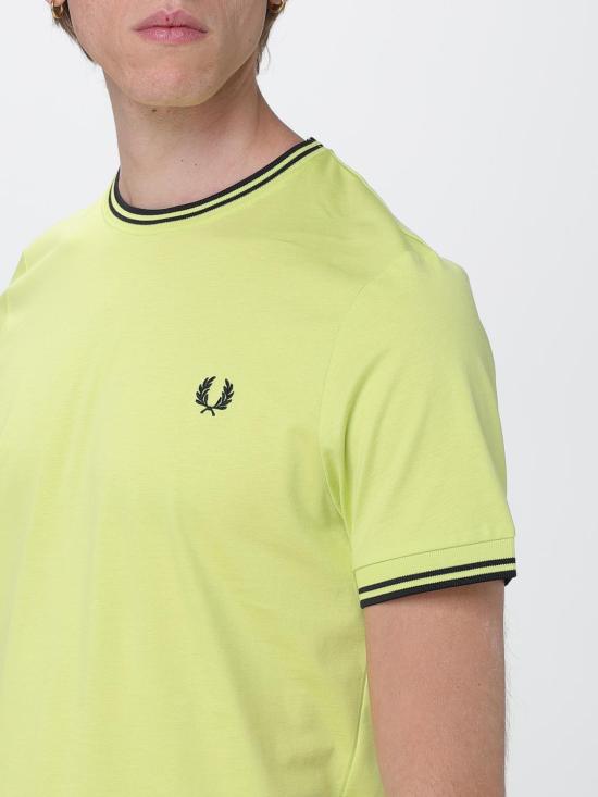 26SS 프레드페리 반팔 티셔츠 M1588V 84B Lemon - FRED PERRY