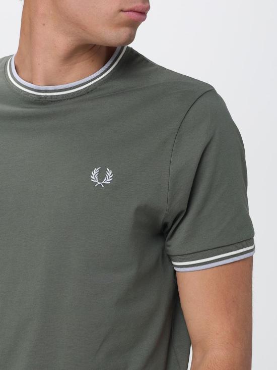 26SS 프레드페리 반팔 티셔츠 M1588V 87B Olive - FRED PERRY