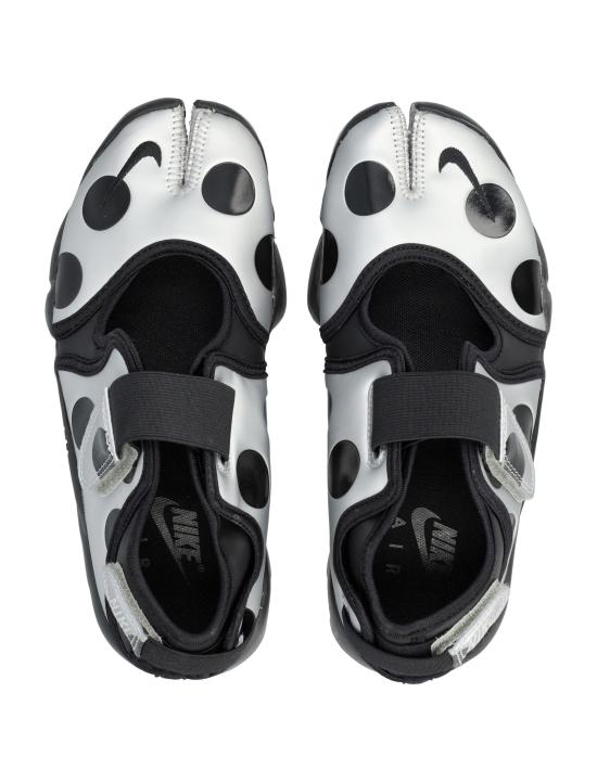 26SS 나이키 스니커즈 IR1226 001 METALLIC SILVER BLACK - NIKE