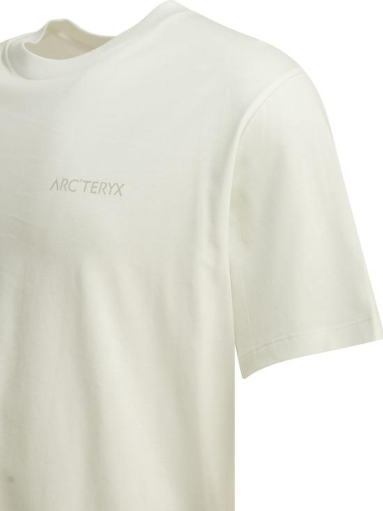 26SS 아크테릭스 반팔 티셔츠 X000009538KRAGG SLCTN BLRDWHITE LIGHT ATMOS White - ARC`TERYX