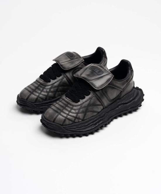 26SS 메종 미하라 야스히로 스니커즈 A16FW710 BLACK DOM - MAISON MIHARA YASUHIRO