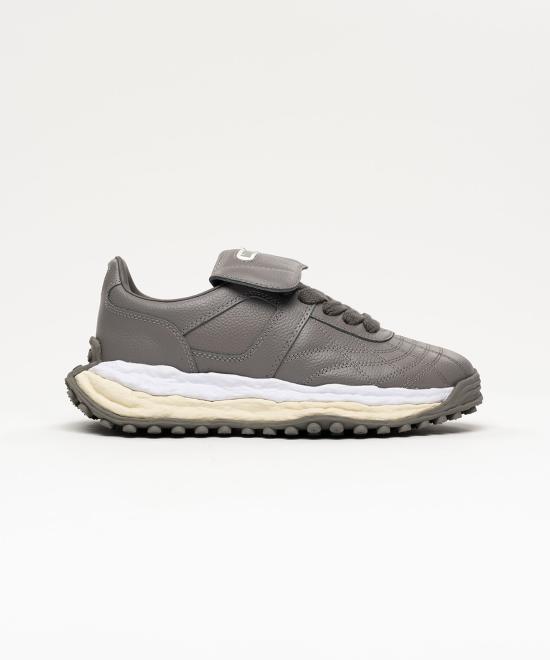 26SS 메종 미하라 야스히로 스캇 OG솔 레더 로우탑 스니커즈 A14FW701 GRAY DOM