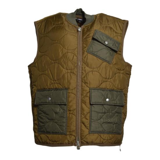 26SS 오에이엠씨 베스트 PCM3OG01ANY00 1054 Verde militare
