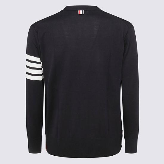 26SS 톰브라운 4바 서스테이너블 파인 메리노 울 클래식 가디건 MKC002A Y1014415 Navy - THOM BROWNE