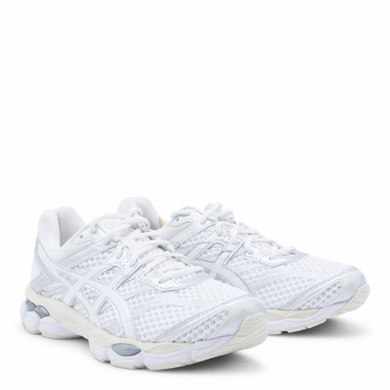 26SS 아식스 스니커즈 1203A733 102 WHITE WHITE