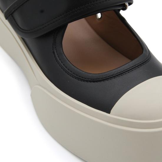 26SS 마르니 스니커즈 SNZW003120 P722600N99 BLACK - MARNI