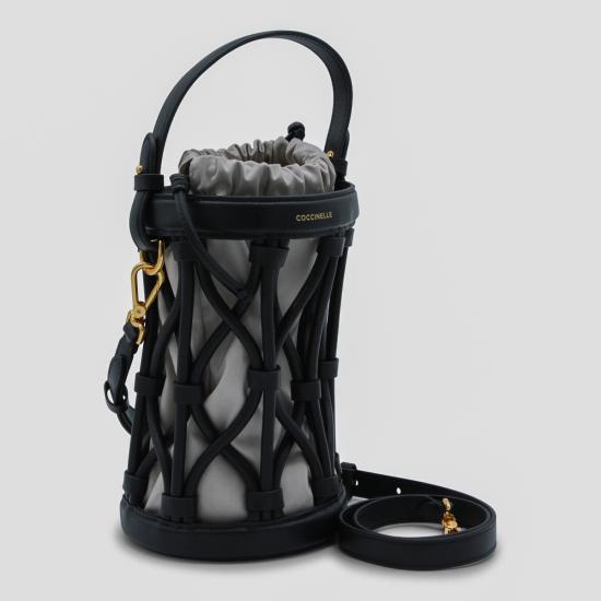 26SS 코치넬리 토트백 E1U2P230101 001 NOIR - COCCINELLE