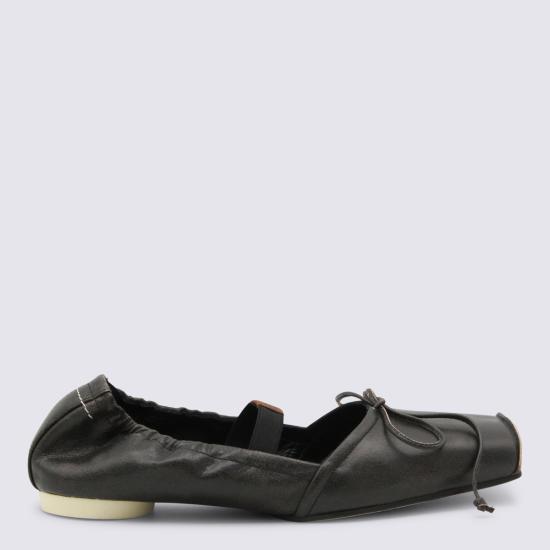 26SS MM6 메종마르지엘라 플랫 슈즈 S66WZ0037 P7706HB495 BLACK DOE BROWN