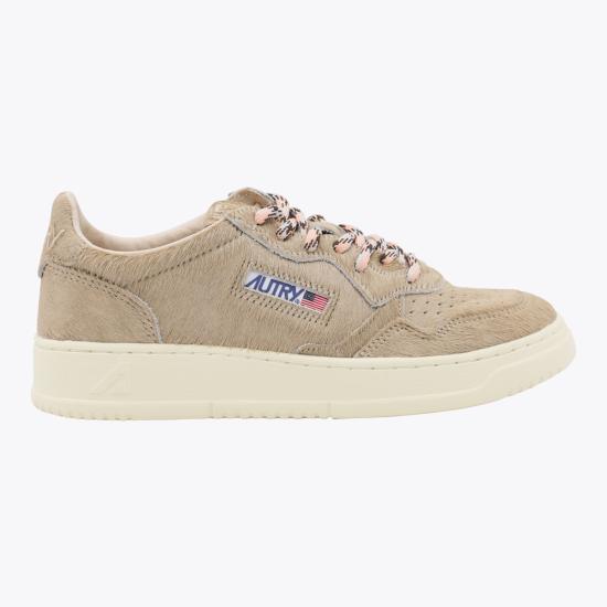 25FW 오트리 메달리스트 로우 레더 스니커즈 AULW PE01 PONY BEIGE