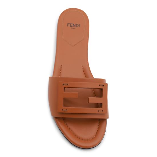 26SS 펜디 바게트 레더 슬라이드 8R8136 AE7TF1C4R Cuoio - FENDI