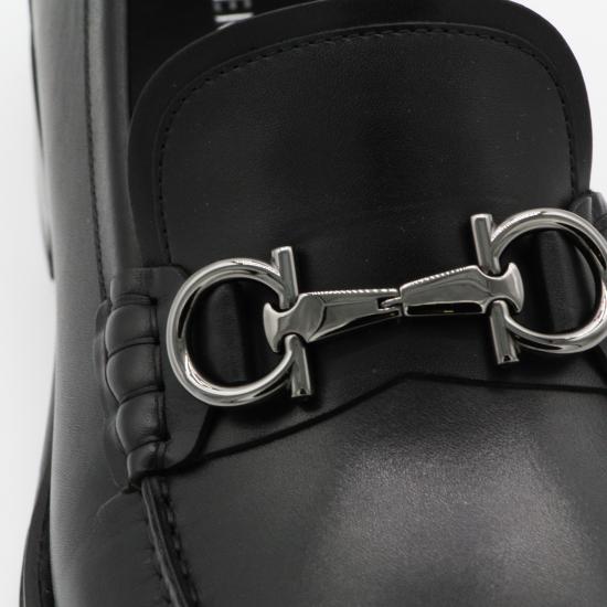 26FW 살바토레 페라가모 로퍼 789569 02A377002 Black - SALVATORE FERRAGAMO
