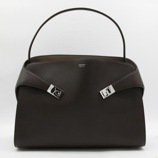 26FW 살바토레 페라가모 토트백 795206 219939039 T MORO
