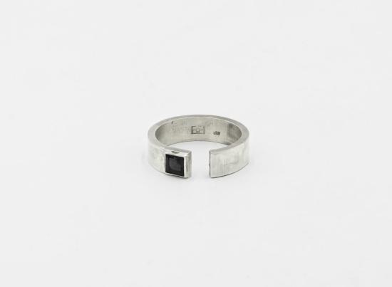  타이틀 오브 워크 반지 작품 제목: 7x2mm 오픈 오닉스  146
