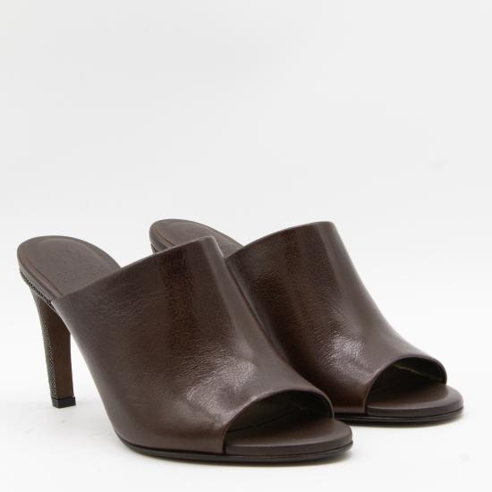 26SS 브루넬로 쿠치넬리 프레셔스 힐 클래식 레더 뮬 MZORC3218 C8279 - BRUNELLO CUCINELLI