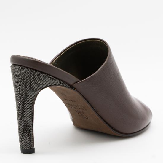 26SS 브루넬로 쿠치넬리 프레셔스 힐 클래식 레더 뮬 MZORC3218 C8279 - BRUNELLO CUCINELLI