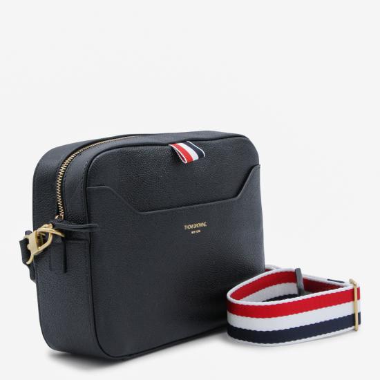 26SS 톰브라운 크로스백 MAG421A 00198001 BLACK - THOM BROWNE