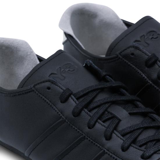 26SS 와이쓰리 스니커즈 KI0884 BLACK BLACK OWHITE - Y-3