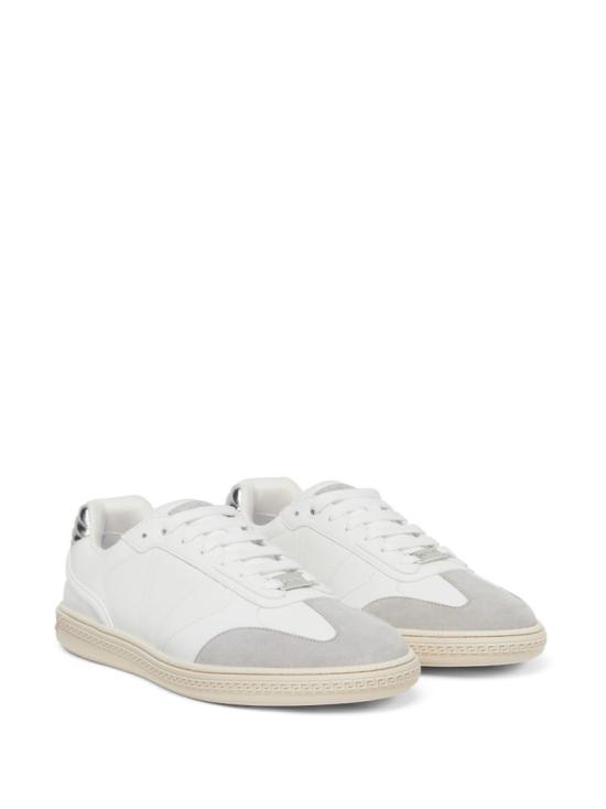 26SS 베르사체 스니커즈 1021863 1A17247 6EB3P White - VERSACE