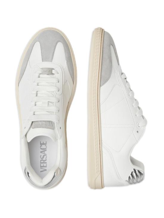 26SS 베르사체 스니커즈 1021863 1A17247 6EB3P White - VERSACE