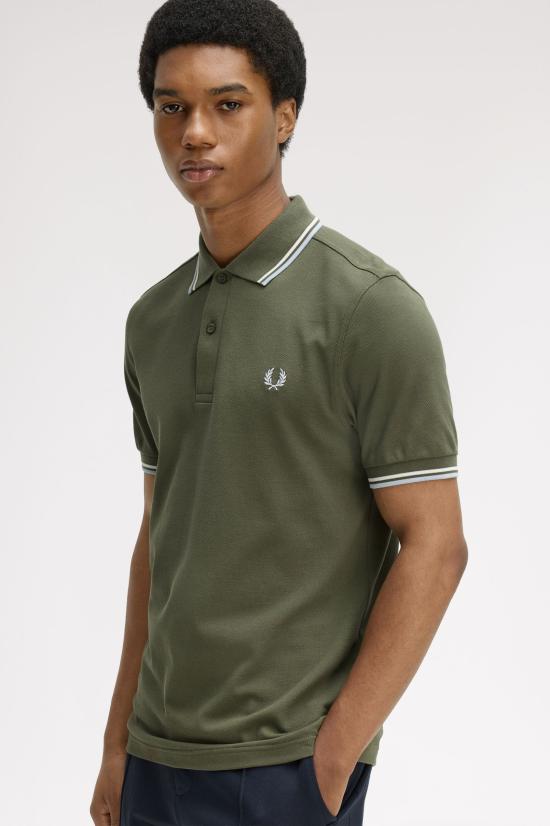 26SS 프레드페리 폴로 티셔츠 M3600 87B Lwgrn ecru dskbl - FRED PERRY