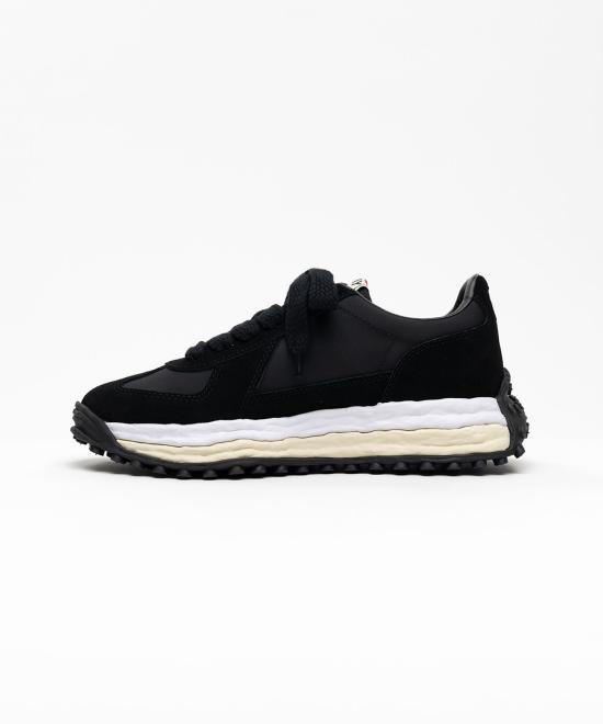 26SS 메종 미하라 야스히로 래리 OG솔 믹스 메테리얼 로우탑 스니커즈 A14FW703 BLACK DOM - MAISON MIHARA YASUHIRO