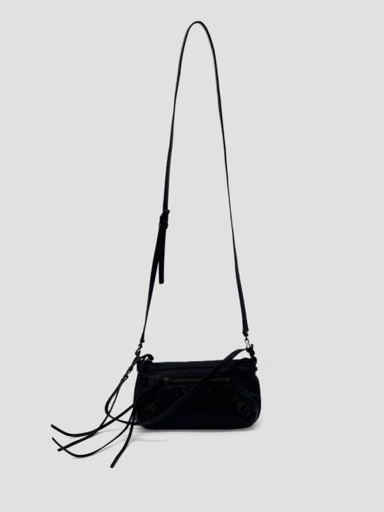 25FW 발렌시아가 르 시티 파우치 온 스트랩 8280582ABEK 1000 BLACK