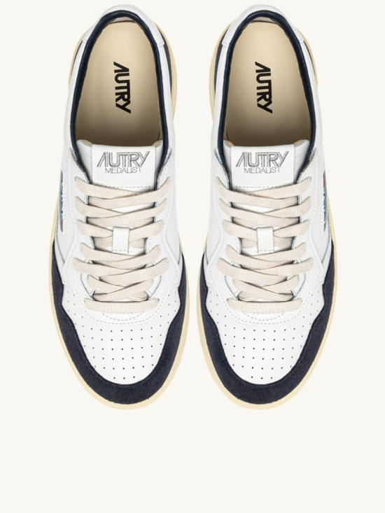 26SS 오트리 메달리스트 로우 레더 스니커즈 AULW FT07 White - AUTRY