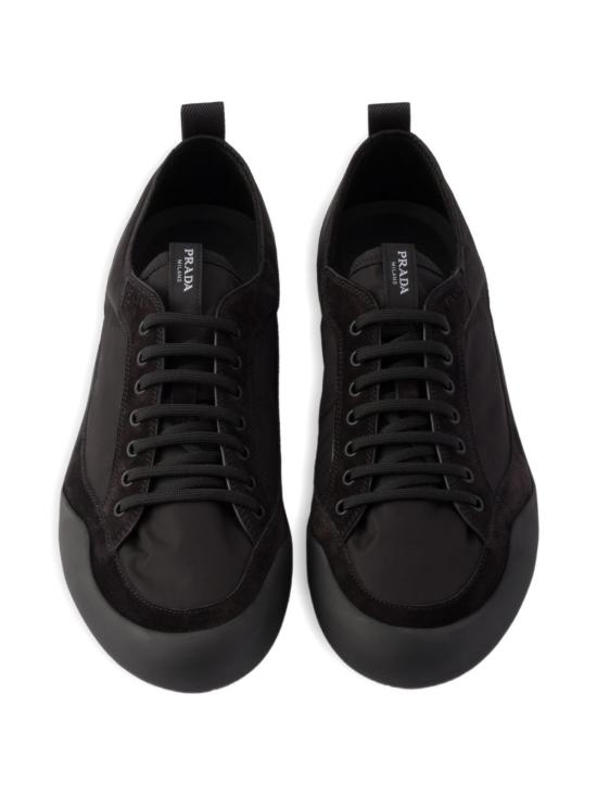 26FW 프라다 타이어 스니커즈 2EE469FG000D7C F0002 Black - PRADA
