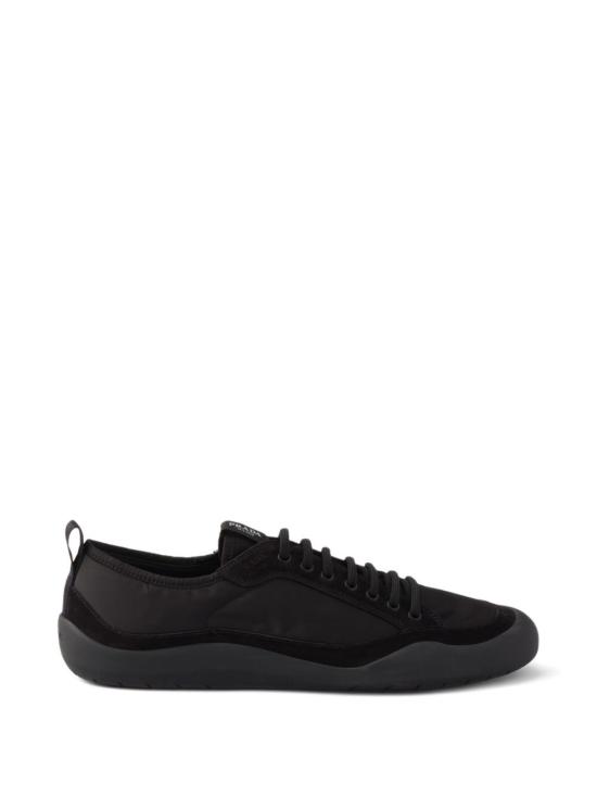 26FW 프라다 타이어 스니커즈 2EE469FG000D7C F0002 Black
