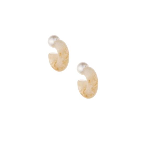  Ettika 이어링 에티카 베이지 레진 & 펄 18k 금도금 청키 후프 귀걸이 - OTHER BRANDS