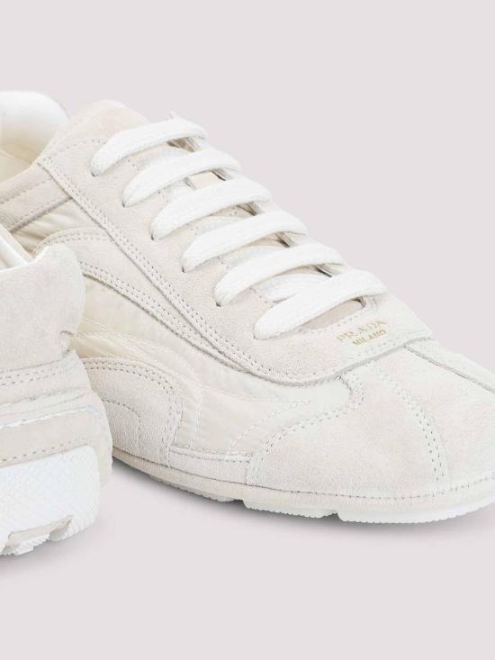 26SS 프라다 몬테카를로 리에디션 2005 스웨이드 스니커즈 4E1165FG001D7RF0304 Cream - PRADA