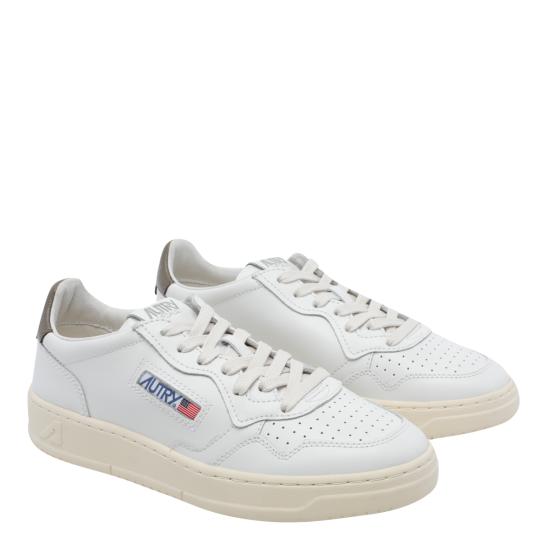 26FW 오트리 메달리스트 로우 스니커즈 AULM LL28 White - AUTRY