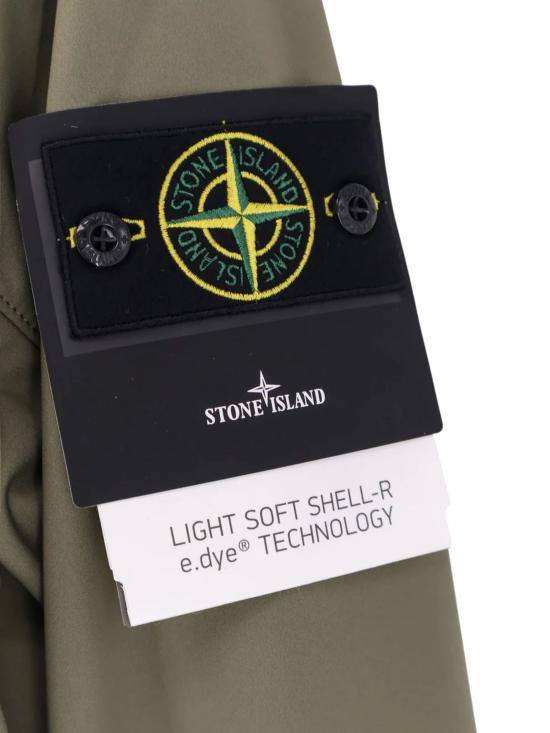 26SS 스톤 아일랜드 와펜패치 소프트쉘 후드 자켓 L1S154100118S0A22 V005G GREEN - STONE ISLAND