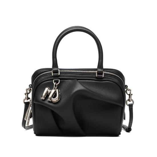 26FW 마크제이콥스 토트백 2S6HCR070S01 001 BLACK