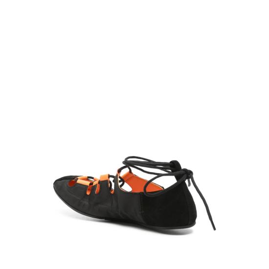 26SS 알라이아 플랫 슈즈 AA3A1030A043 999 BLACK ORANGE - ALAIA