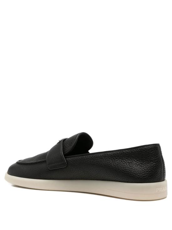 26FW 프라다 삼각 로고 스웨이드 페니 로퍼 2DG124FG001 013 F0632 NERO 1 - PRADA