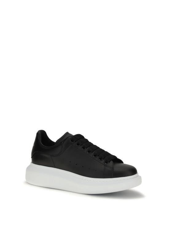 26FW 알렉산더 맥퀸 오버사이즈드 스니커즈 553770WIAIG 1002 BLACK - ALEXANDER MCQUEEN