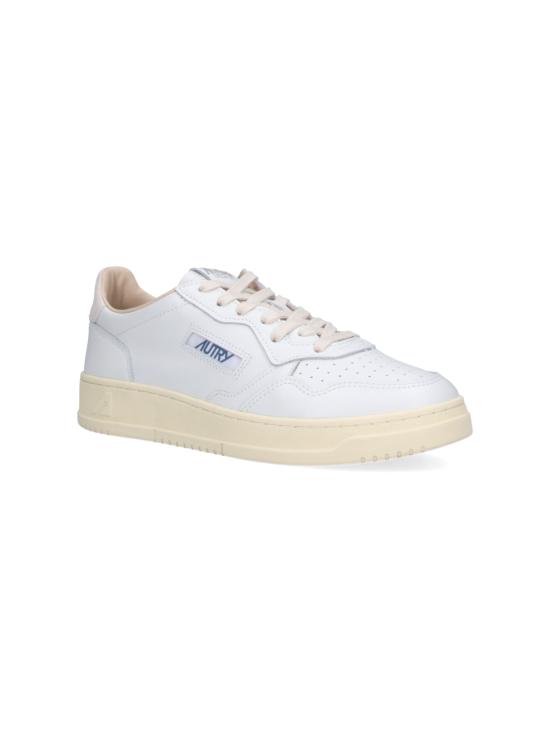 26FW 오트리 메달리스트 로우 스니커즈 AULM BJ04 White - AUTRY