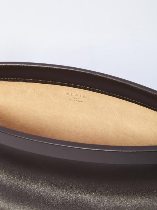 26FW 알라이아 르 클릭 이스트 웨스트 미디엄 백 AA1S01430CA332 BROWN - ALAIA