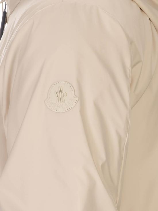 26SS 몽클레어 자켓 0911A00165597X220F White - MONCLER